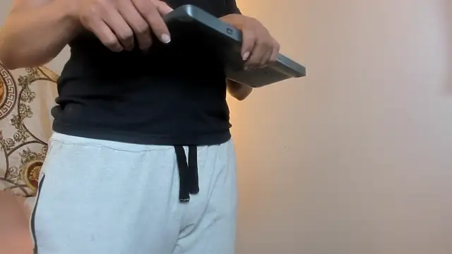 Alexa Bravva online show from April 2026 03:24:02 AM