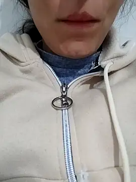 saraaxx1 online show from November 2025 11:10:02 AM