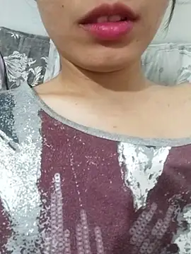 saraaxx1 online show from May 2026 04:22:02 PM