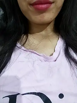 saraaxx1 online show from December 2025 04:16:01 PM