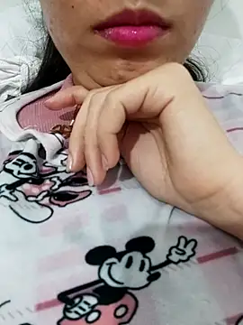 saraaxx1 online show from February 2026 08:50:02 PM