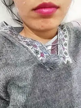 saraaxx1 online show from March 2026 03:18:01 PM
