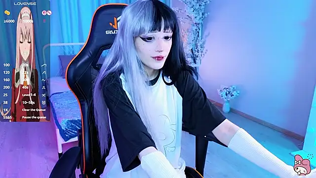 Snapshot of Setsunai_ chatting on February 2026 06:46:01 AM Setsunai online show from February 2026 06:46:01 AM