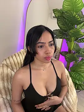Snapshot of _Emily_Thompson_ chatting on March 2026 01:22:01 AM Emily Thompson online show from March 2026 01:22:01 AM
