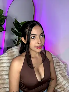 Snapshot of _Emily_Thompson_ chatting on November 2025 03:00:02 AM Emily Thompson online show from November 2025 03:00:02 AM