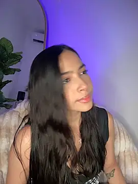 Snapshot of _Emily_Thompson_ chatting on November 2025 03:42:02 AM Emily Thompson online show from November 2025 03:42:02 AM