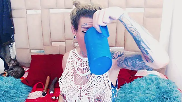 Snapshot of ana_tsxxx chatting on September 2025 10:21:02 PM ana tsxxx online show from September 2025 10:21:02 PM