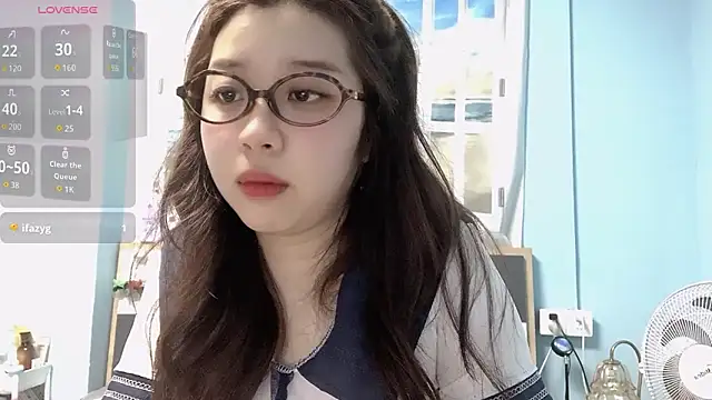 X-xiao-888 online show from October 2025 04:06:01 PM