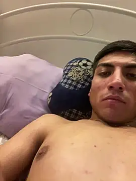 Feendy17 online show from April 2026 03:09:01 PM