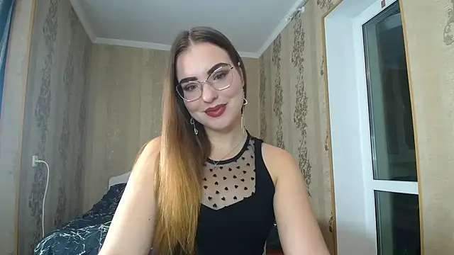 Snapshot of Leila_Kissyu chatting on October 2025 04:07:02 PM Leila Kissyu online show from October 2025 04:07:02 PM