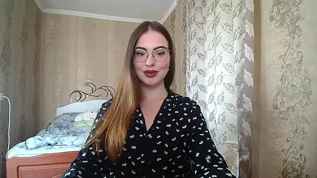 Leila Kissyu online show from June 2026 02:00:01 PM
