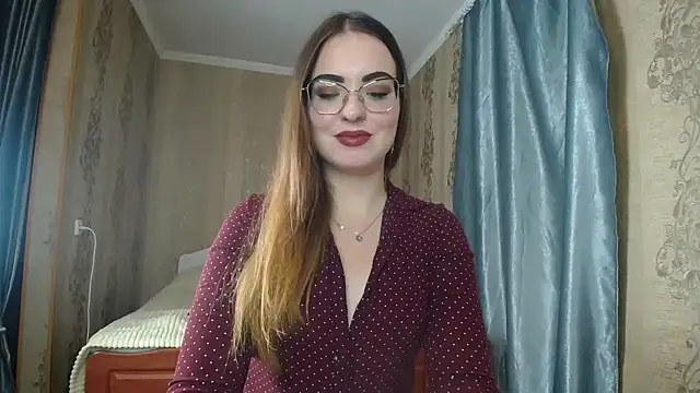 Snapshot of Leila_Kissyu chatting on November 2025 02:31:02 PM Leila Kissyu online show from November 2025 02:31:02 PM