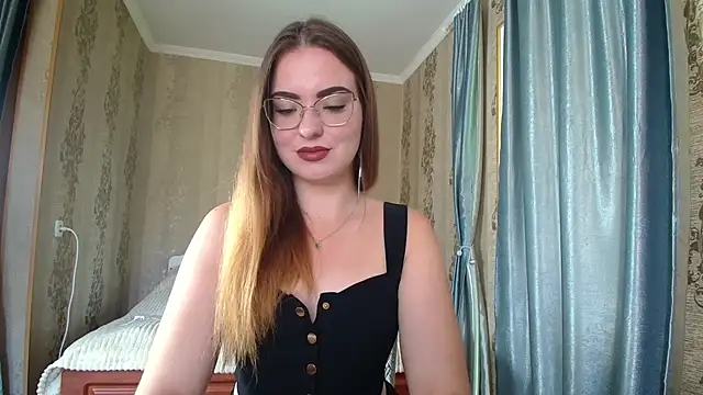 Snapshot of Leila_Kissyu chatting on September 2025 11:38:02 AM Leila Kissyu online show from September 2025 11:38:02 AM