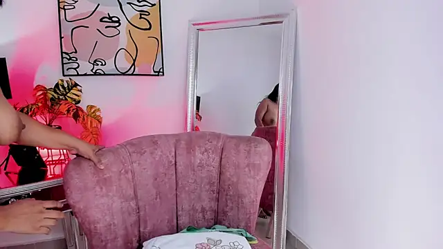 grace tom online show from November 2025 03:23:02 AM