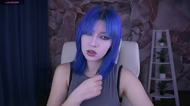 SelenaIris online show from December 2025 09:41:01 PM