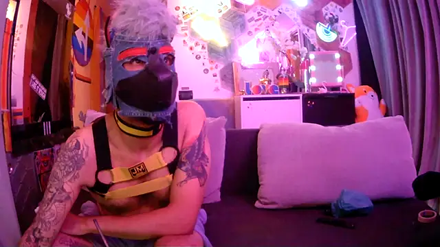 Snapshot of danix_wild_wolf chatting on July 2026 10:28:01 PM danix wild wolf online show from July 2026 10:28:01 PM