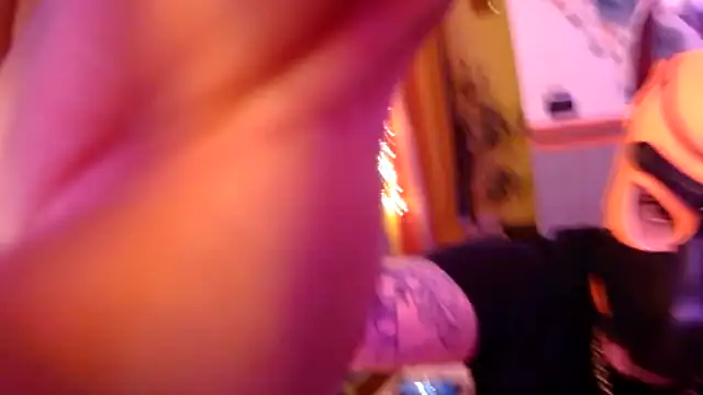 danix wild wolf online show from February 2026 09:10:01 PM