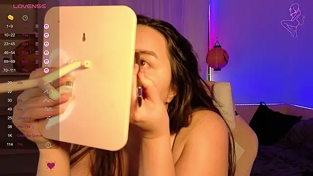 MiraLuccian online show from November 2025 08:56:02 PM