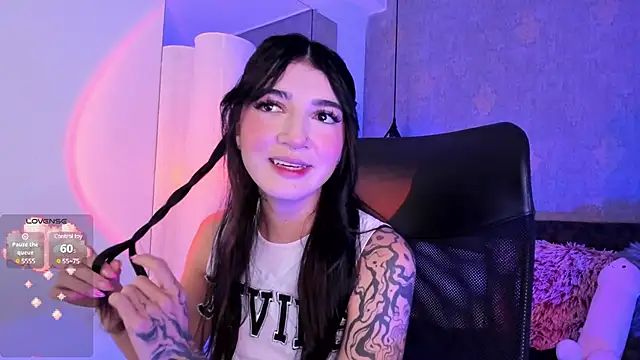 Snapshot of Hi_Soyfer chatting on March 2025 12:00:01 PM Hi Soyfer online show from March 2025 12:00:01 PM