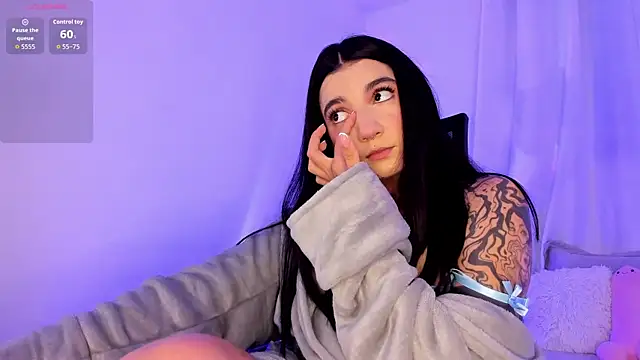 Snapshot of Hi_Soyfer chatting on September 2025 08:49:02 PM Hi Soyfer online show from September 2025 08:49:02 PM