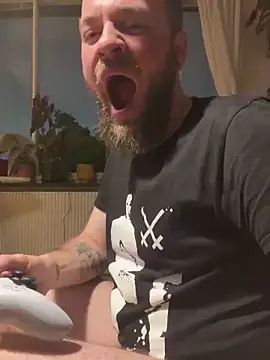 Snapshot of xmasterduck chatting on March 2025 01:43:01 AM xmasterduck online show from March 2025 01:43:01 AM