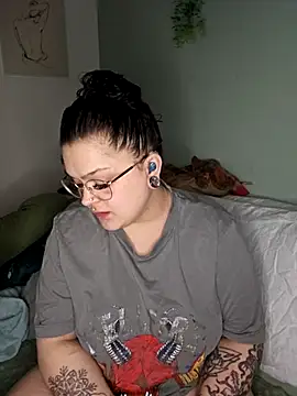 Saucy-Serenity online show from March 2026 08:10:02 PM