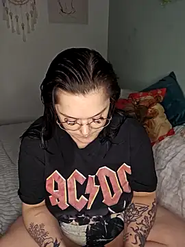 Saucy-Serenity online show from March 2026 08:30:01 PM