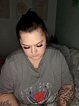 Saucy-Serenity online show from March 2026 02:35:01 AM