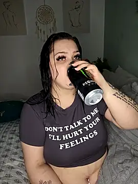 Saucy-Serenity online show from April 2026 09:38:01 PM