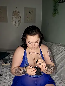 Saucy-Serenity online show from April 2026 08:04:02 PM