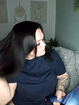 Saucy-Serenity online show from April 2026 08:46:02 PM