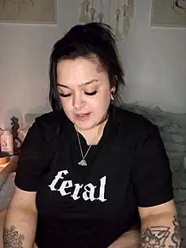 Saucy-Serenity online show from February 2026 01:26:02 AM