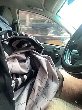 dam-her-boy online show from April 2026 07:58:01 AM