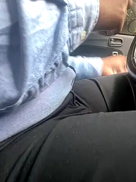 Snapshot of dam-her-boy chatting on January 2026 04:50:02 AM dam-her-boy online show from January 2026 04:50:02 AM