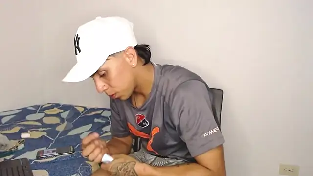 Snapshot of Monkey_uchiha777 chatting on November 2025 01:50:02 AM Monkey uchiha777 online show from November 2025 01:50:02 AM