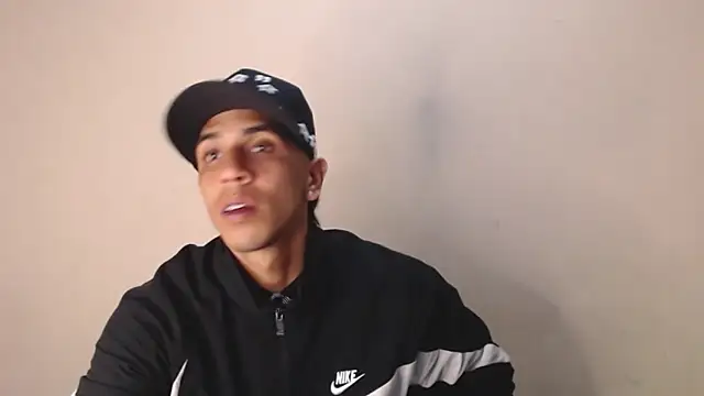 Snapshot of Monkey_uchiha777 chatting on October 2025 12:44:02 AM Monkey uchiha777 online show from October 2025 12:44:02 AM