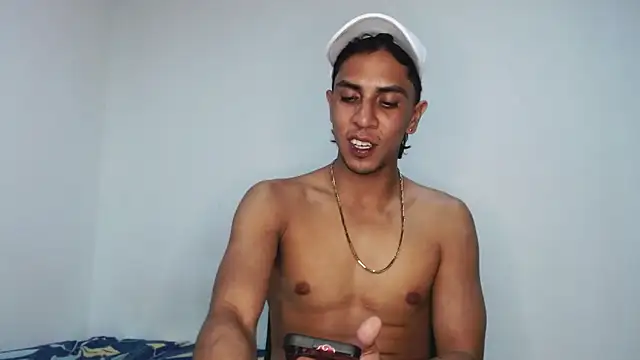 Monkey uchiha777 online show from December 2025 04:48:02 AM