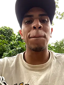 Snapshot of Monkey_uchiha777 chatting on October 2025 11:35:01 AM Monkey uchiha777 online show from October 2025 11:35:01 AM