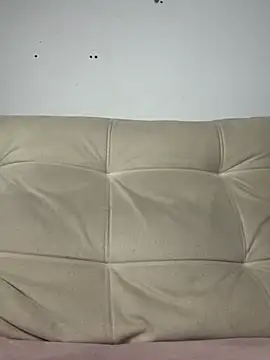 Snapshot of Elen chatting on July 2026 10:44:02 AM Elen online show from July 2026 10:44:02 AM