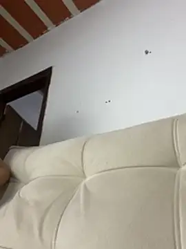 Elen online show from April 2026 10:58:01 PM