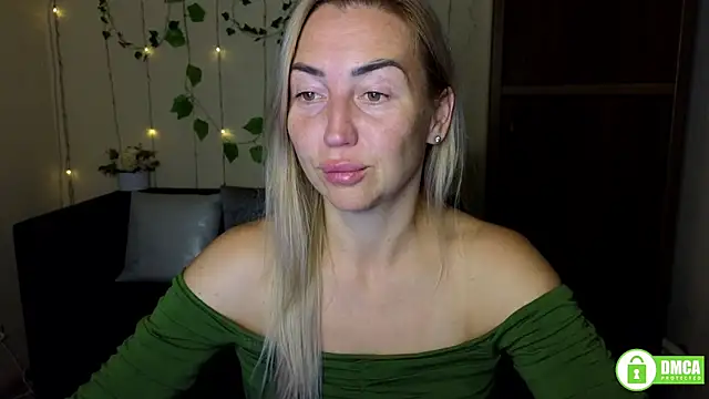 Kiss julli88I online show from September 2025 05:30:02 PM