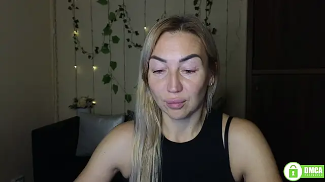 Kiss julli88I online show from October 2025 05:25:01 PM