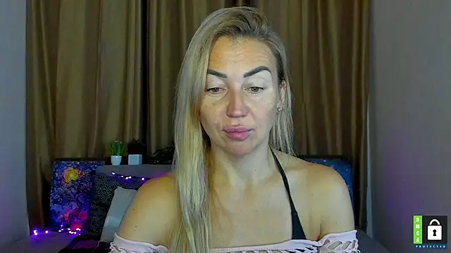 Kiss julli88I online show from October 2025 05:31:01 AM