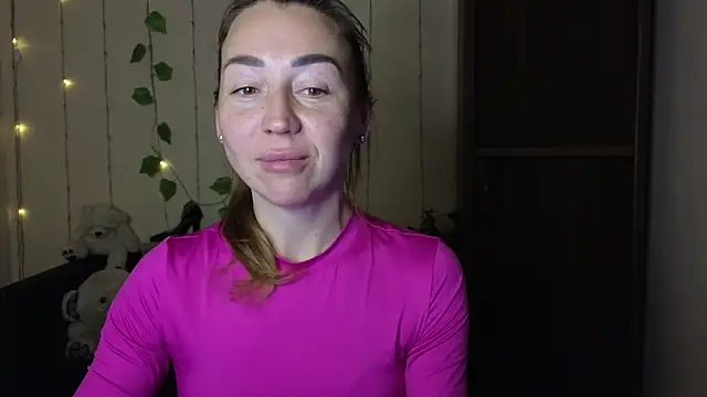 Kiss julli88I online show from March 2025 12:31:02 PM