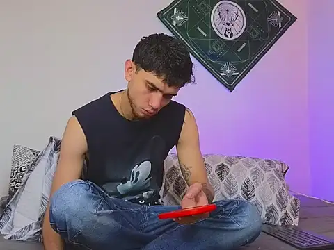 samevansx  online show from September 2025 02:01:01 PM