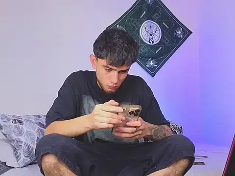 samevansx  online show from November 2025 04:12:01 PM