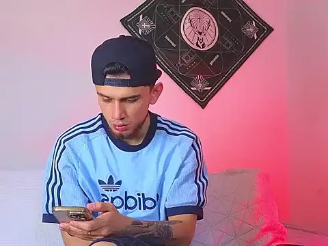 samevansx  online show from December 2025 04:13:01 PM