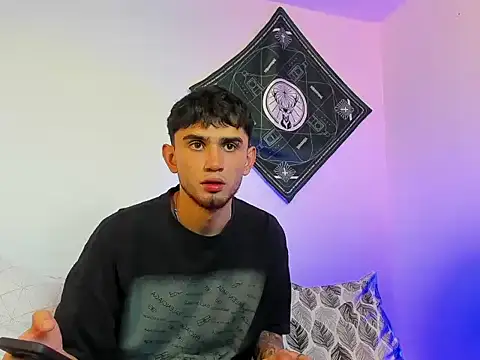 samevansx  online show from February 2026 01:32:01 PM