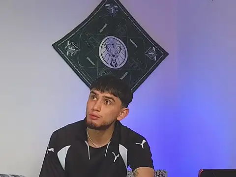 samevansx  online show from October 2025 03:08:01 PM