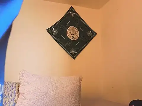 samevansx  online show from December 2025 05:57:05 PM